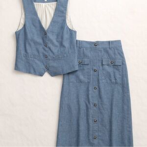 Monteau Los Angeles Chambray Vest & Skirt Set | Size M 💙